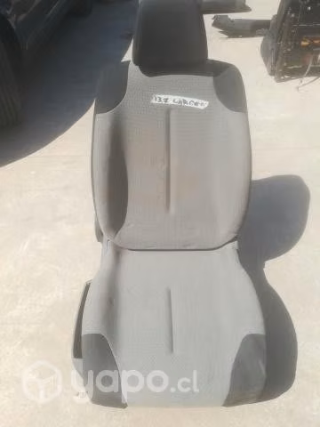 Asiento izquierdo delantero citroen (13.7)