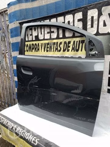 Puerta delantera derecha Chevrolet Spin