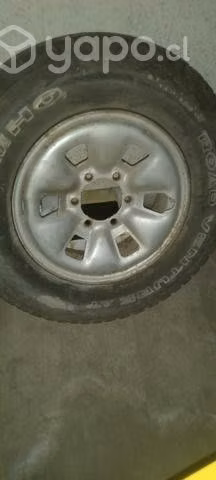 Llanta toyota hilux aro 16