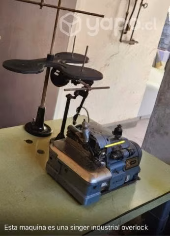 Máquina Singer industrial overlock