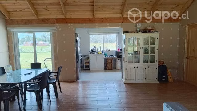 Parcela con casa de 130m2 y sitio de 5300m3