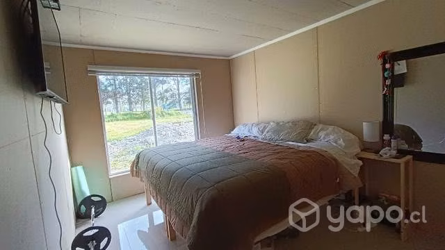 Parcela con casa de 130m2 y sitio de 5300m3