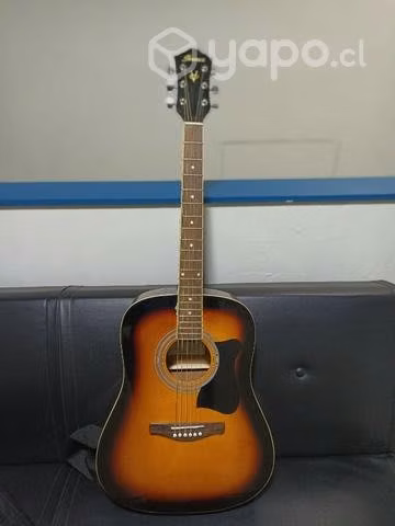 Guitarra Ibáñez clásica con funda, afinador!!