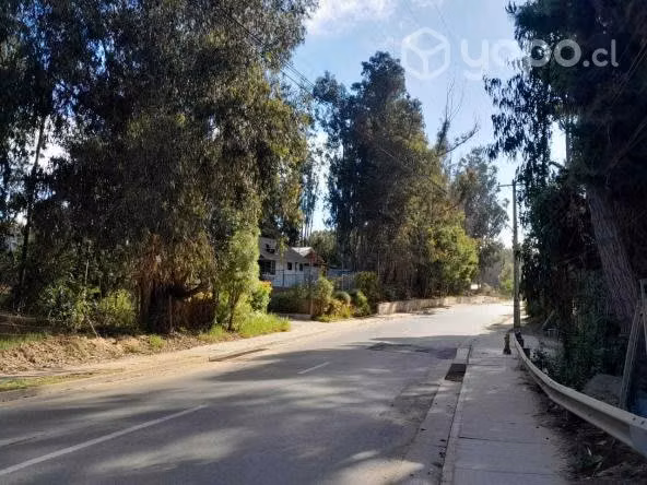 Vendo sitio en el quisco subida los lobos