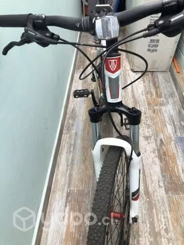 Mountan bike trek aro 26