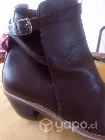 Botas de huaso cuero. camperas - Imagen 3
