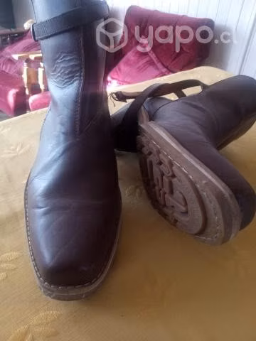 Botas de huaso cuero. camperas - Imagen 2