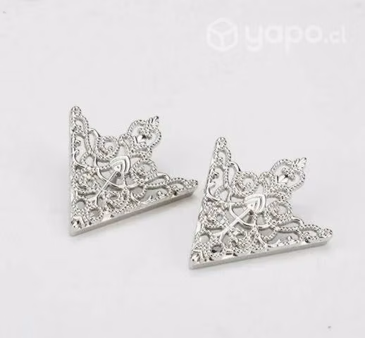 Broche de cuello de camisa