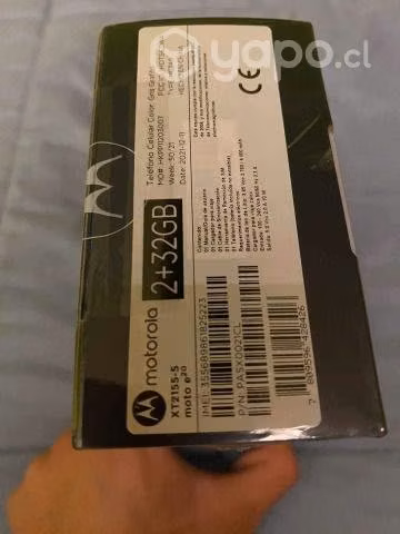 Celular nuevo motorola e 20