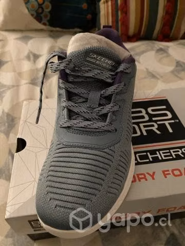 Zapatillas skechers nuevas