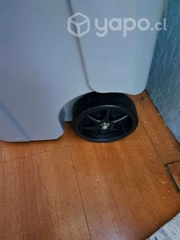 Contenefo Kleine 85L con rueda, producto nuevo