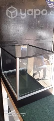 Acuario vidrio de 6mm.con base de aluminio. - Imagen 2