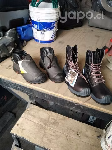 Zapatos de seguridad nuevos