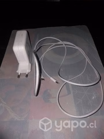 CARGADOR PARA MACBOOK modelo a1947 61W CON CABLE 2 - Imagen 2