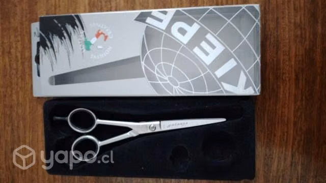 Tijera de peluqueria para zurdos
