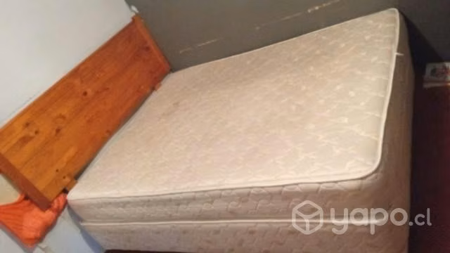 Cama 2 plazas rosen + respaldo nativo + veladores