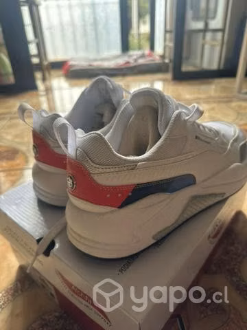 Zapatillas pula