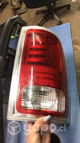 Foco dodge ram 2500
