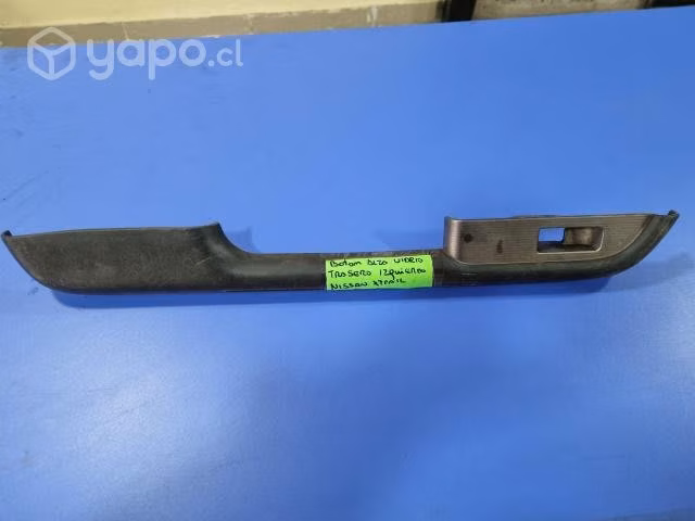 Boton alza vidrio pta tras izq Nissan Xtrail 2010