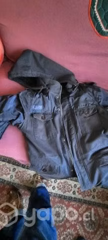 Chaqueta ferouch prácticamente nueva L impe