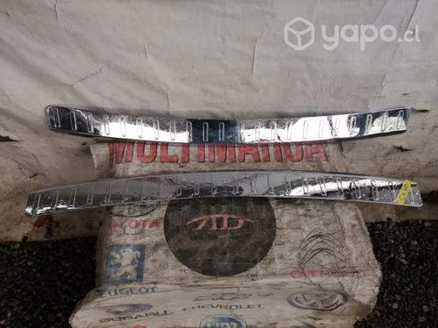 Moldura bisel parachoque trasero changan cx70 orig