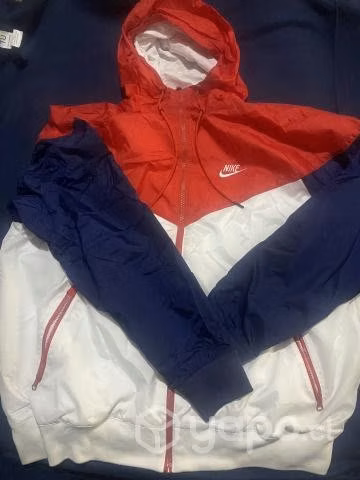 Corta Viento Nike