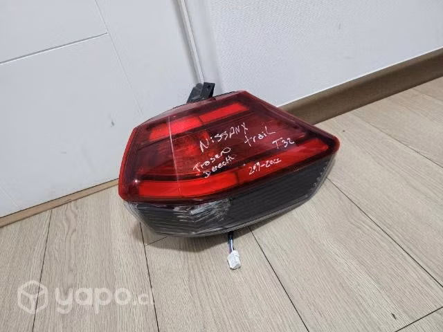 Foco trasero derecho nissan xtrail