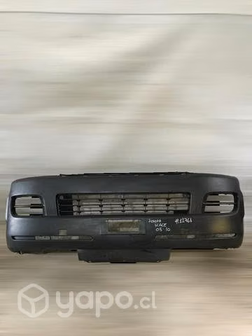 Parachoque delantero Toyota Hiace 2005 2010