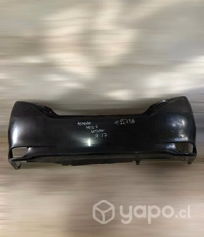 Parachoque trasero Toyota Yaris sedan 2014 2017