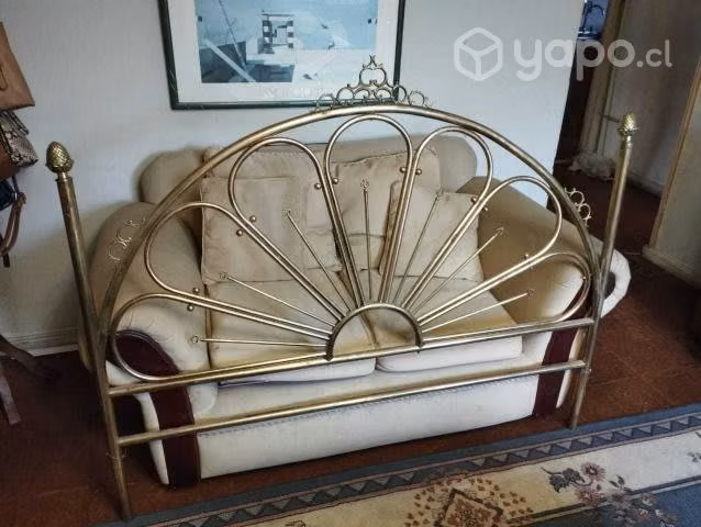 Respaldo Bronce dos palzas. Diseño único