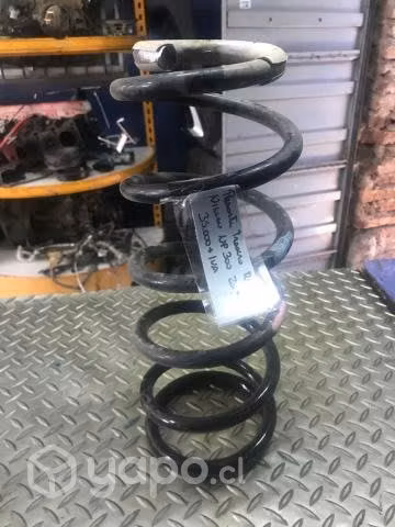 Resorte espiral trasero Nissan NP300