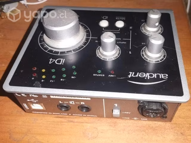 Interfaz audient id4