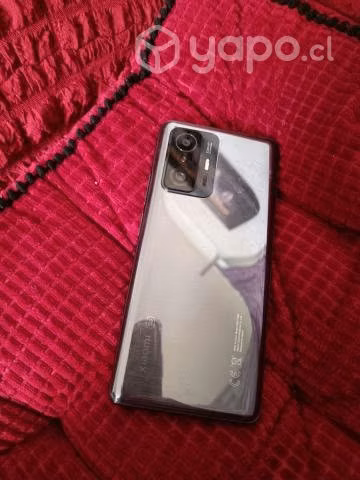 Xiomi11tcon mínimo detalle pero impecable