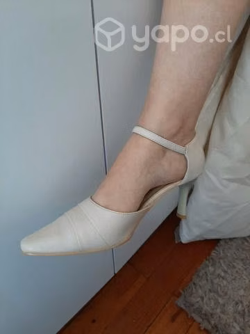 Vestido de novia COMPLETO Y NUEVO