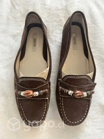 Zapatos Geox talla 37