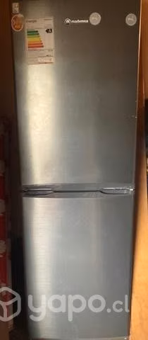 Refrigerador MADEMSA
