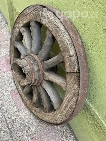 Rueda de Carreta Antigua - Imagen 2