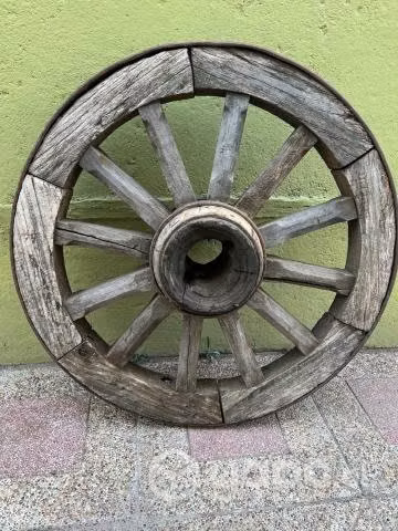 Rueda de Carreta Antigua