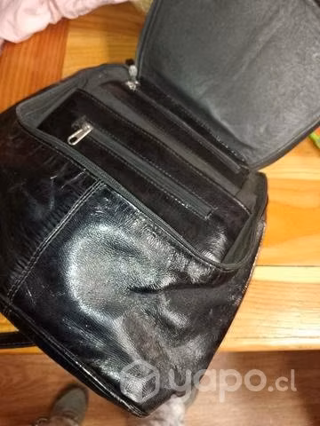 Mochila de cuero juvenil