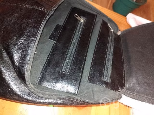 Mochila de cuero juvenil