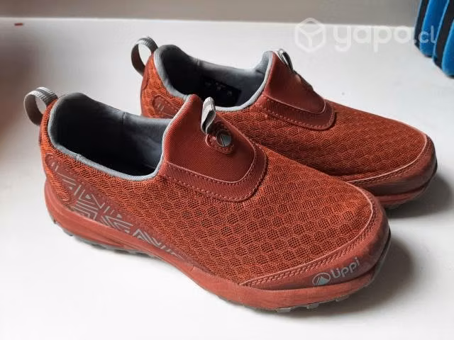 Zapatilla senderismo niño T.33