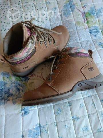 Botines Cat - Imagen 2