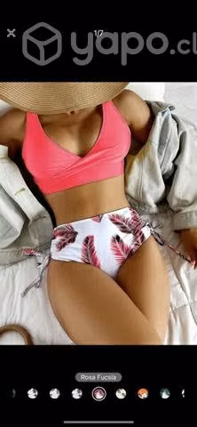 Hermoso bikini tiro alto