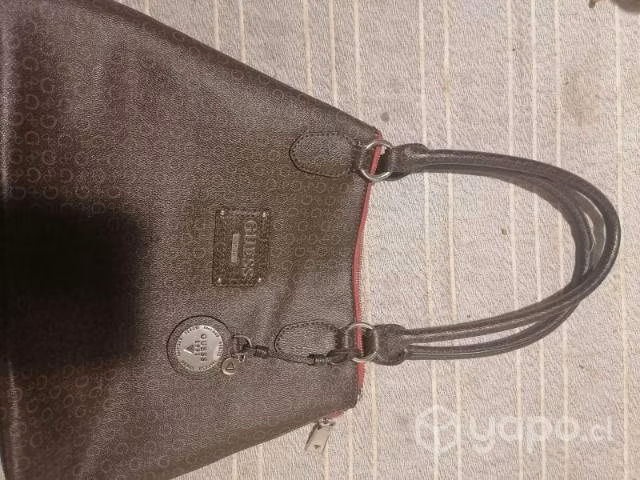 Cartera Guess