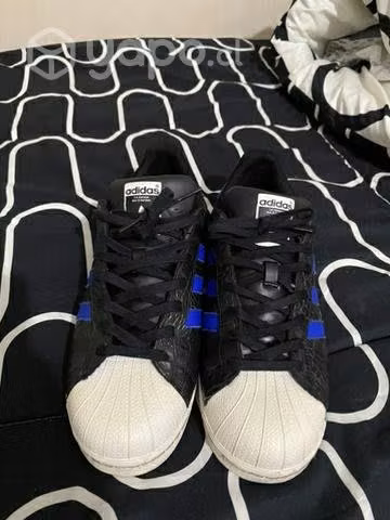 Adidas originales