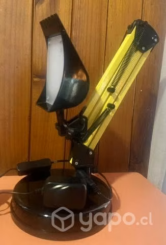 Lámpara de escritorio grúa