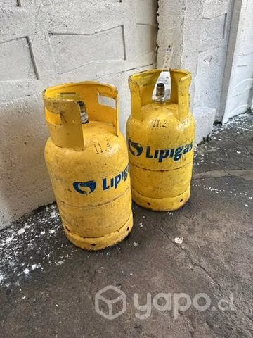 Cilindros de gas vacíos