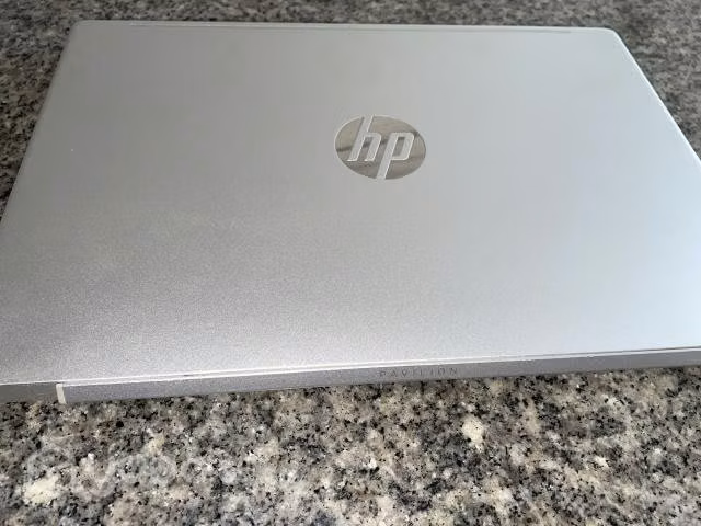 HP PAVILION 13-an1010la - Imagen 2