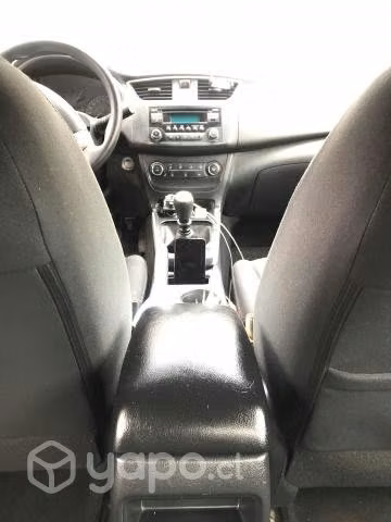 Nissan sentra 2016