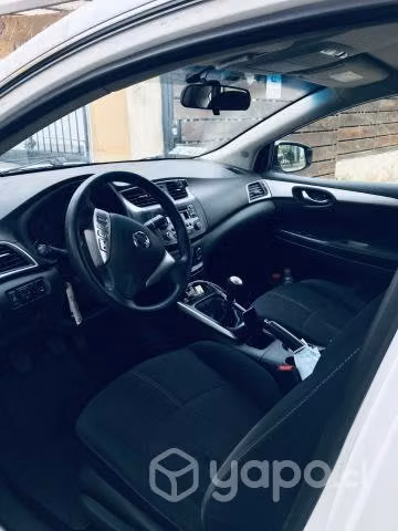Nissan sentra 2016